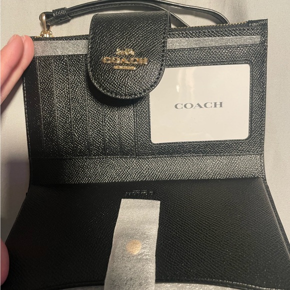 Coach Cross Body Purse and Wrist Wallet - Picture 7 of 8